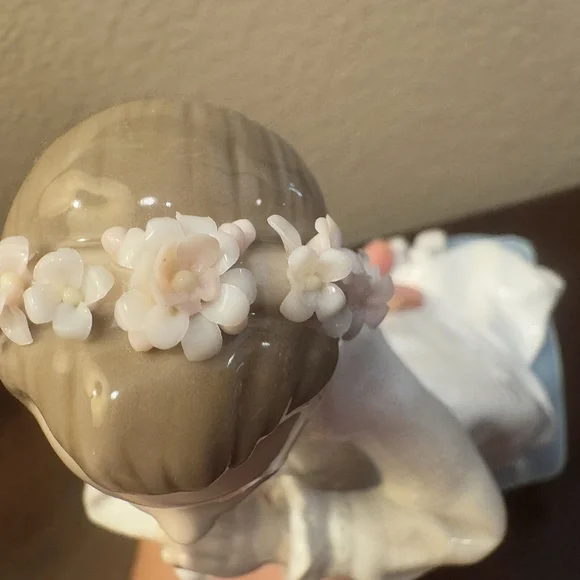 LLADRO #6089 Communion Prayer Girl Praying Nina Communion Religious No Box Decor